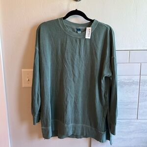 Old Navy sweatshirt